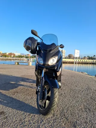 Yamaha Xmax 250