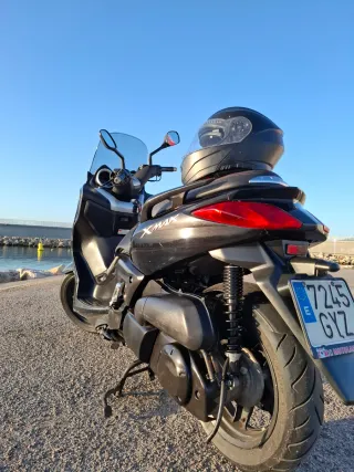 Yamaha Xmax 250