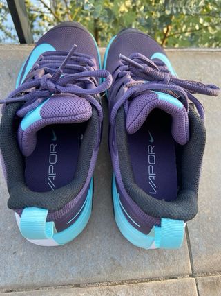 Zapatillas Nike Vapor Morado y Turquesa