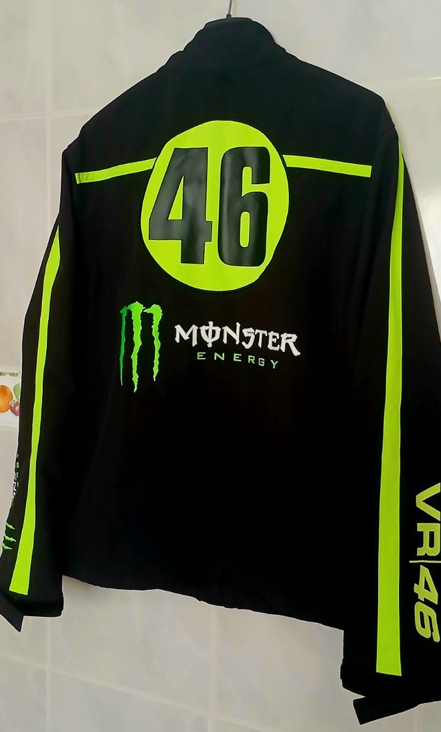 Chaqueta Softshell VR46 Rossi Monster Energy !!