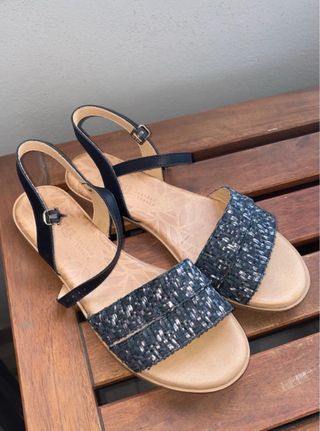 Sandalias Mustang Talla 40 Negras