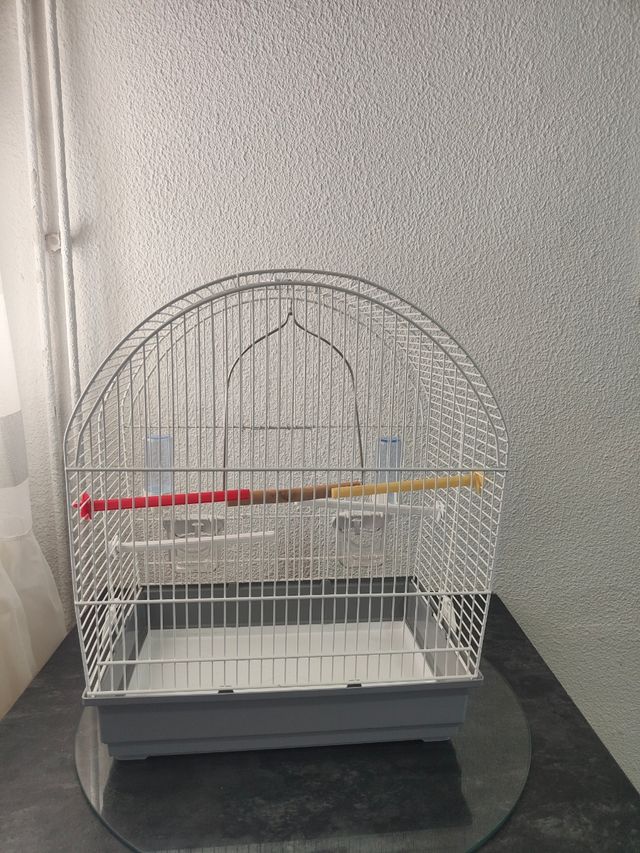 Jaula para pájaros blanca