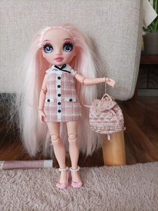 Muñeca Rainbow High Bella
