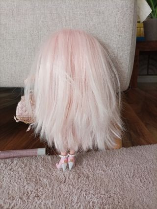 Muñeca Rainbow High Bella