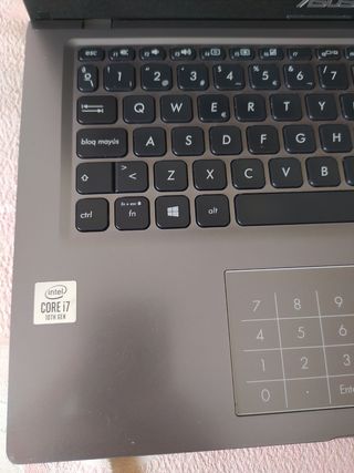 Portátil Asus i7 