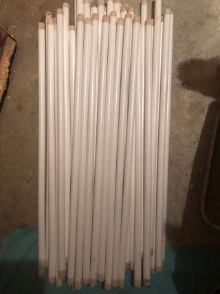 Listones redondos de madera de pino para ofertones