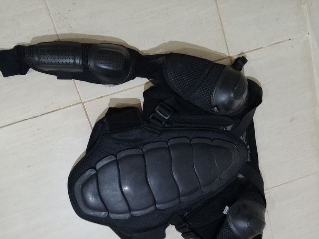 Chaqueta Protectora Motociclista Negra