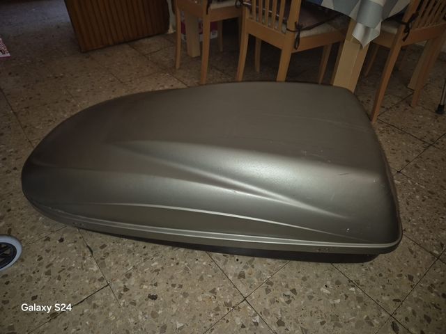 Cofre techo y barras Thule para KIA