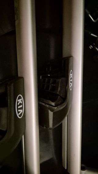 Cofre techo y barras Thule para KIA