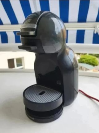 Cafetera Nescafé Dolce Gusto Negra