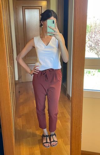 Pantalón vestir Stradivarius color caldero