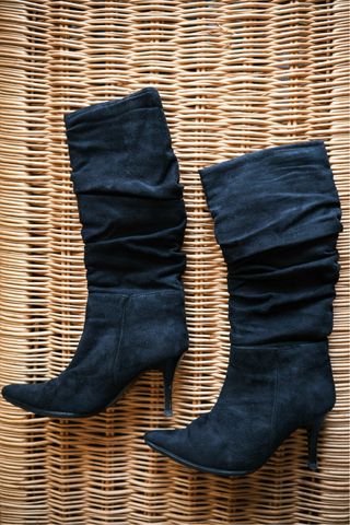 Botas altas tacón negras talla 36.