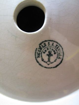 Mueble auxiliar con lavabo en raíz de nogal S.XIX