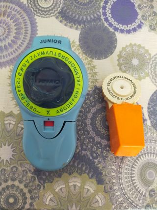 2 Etiquetadoras manuales Dymo