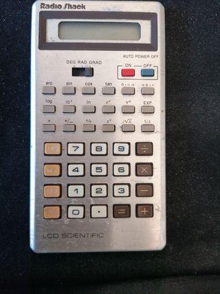 Calculadora Radio Shack EC-476. No funciona.