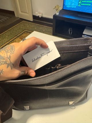 Valigetta Salvatore Ferragamo marrone