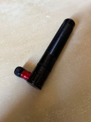 Bomba de aire mini para bicicleta