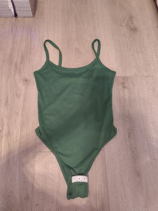 Body verde tirantes