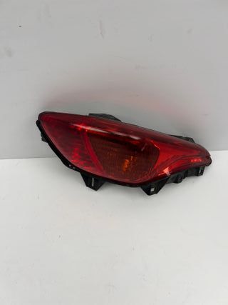 Piloto trasero Honda Forza 250