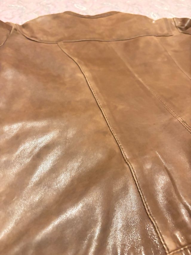 Cazadora de Piel Marrón