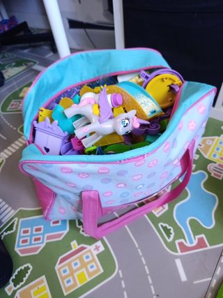 Lote de figuras y accesorios Pinypon