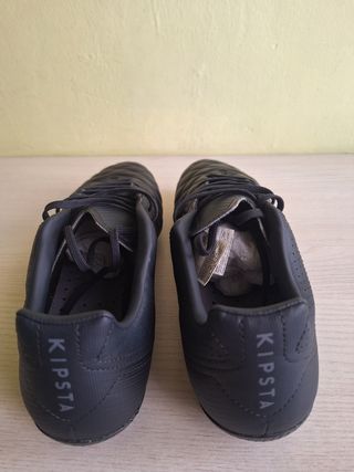 Zapatillas de fútbol negras
