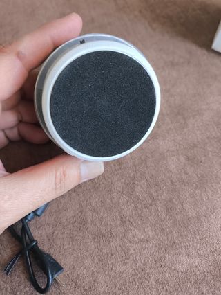 Mini altavoz Bluetooth plateado