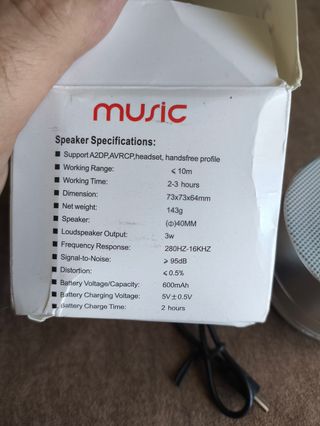 Mini altavoz Bluetooth plateado