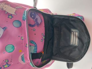 Mochila y dos estuches Totto gatitos