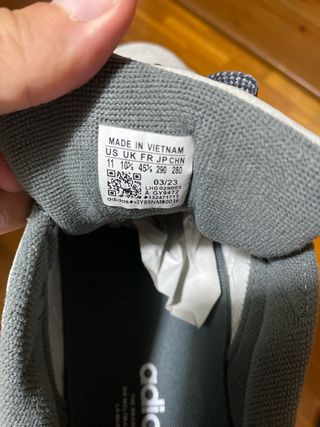 Adidas Campus Grises y Blancas Sin Estrenar