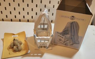 RBA Casa delle Bambole Culla + Peluche