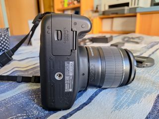 Cámara Digital Canon EOS 1300D Kit casi nueva