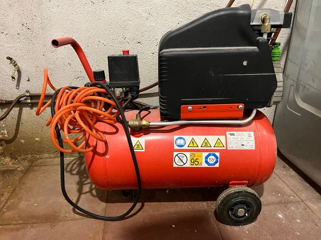 Compresor de aire con accesorios