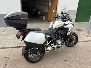 Benelli TRK 502 Blanca
