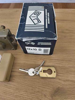 Cerradura de seguridad JIS 12x10 D