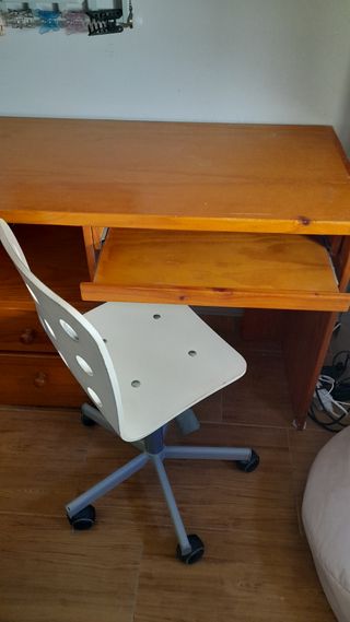 Escritorio Provenzal + Silla Ikea Blanca