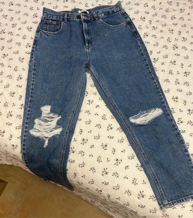 Pantalones vaqueros rotos azules
