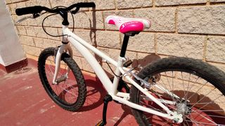 Bicicleta BH niño o niña de 20" en muy buen estado