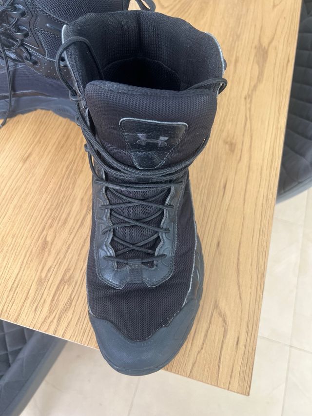 Botas Under Armour Valsetz Negras, talla 46,5