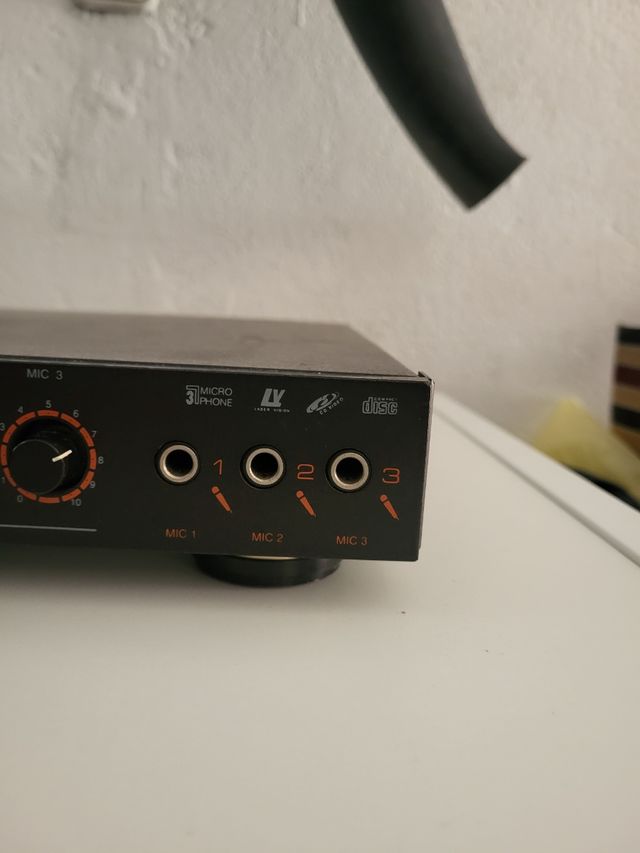 Karaoke Elega DA-222 Amplificador Mezclador