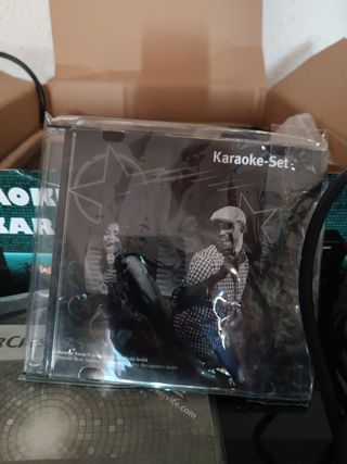 Silver Crest Karaoke Set