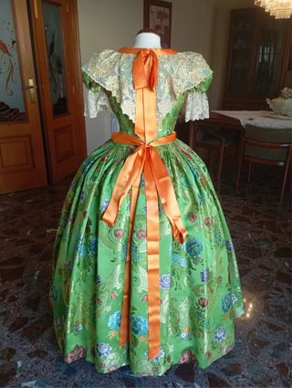 Traje de Fallera Oro y Verde
