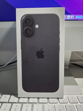 iPhone 16 Negro 128GB