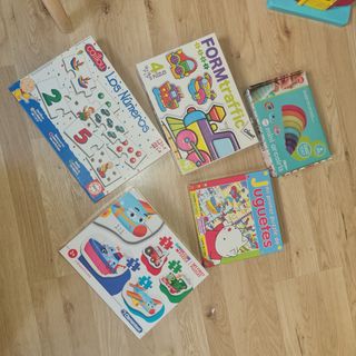 Lote 5 Puzzles Infantiles Caillou, Diset, Clemento