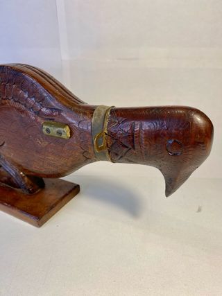 Scultura in legno a forma di uccello vintage India