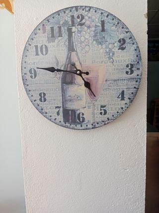 Reloj de pared decorativo