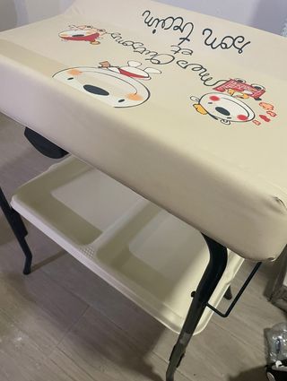 Cambiador bebé con dibujos