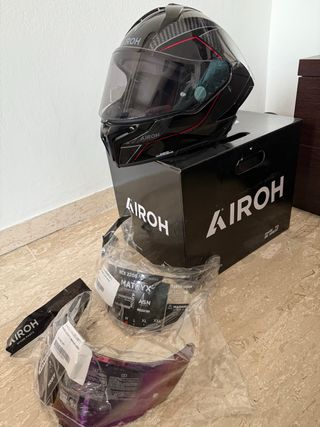 Casco Moto Integrale Airoh MATRYX Carbon M