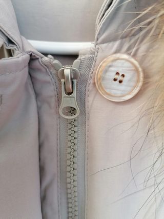 Cappotto piuma beige con cappuccio