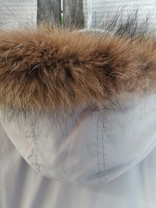 Cappotto piuma beige con cappuccio